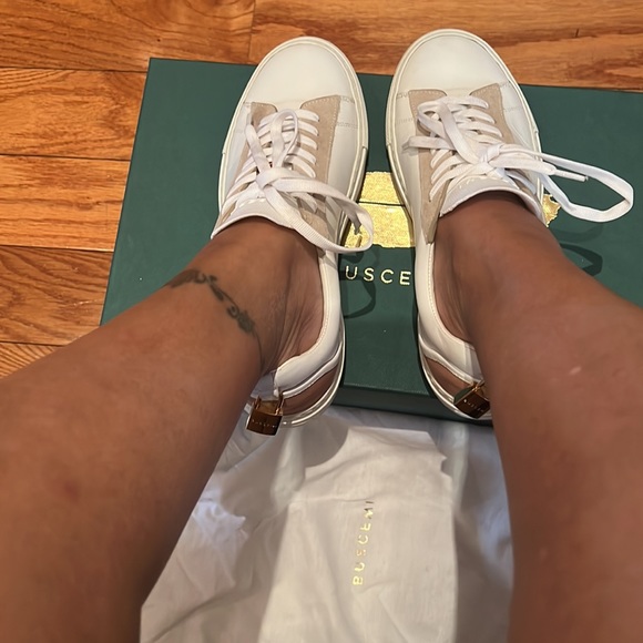 Buscemi white leather lock sneaker - Picture 9 of 12